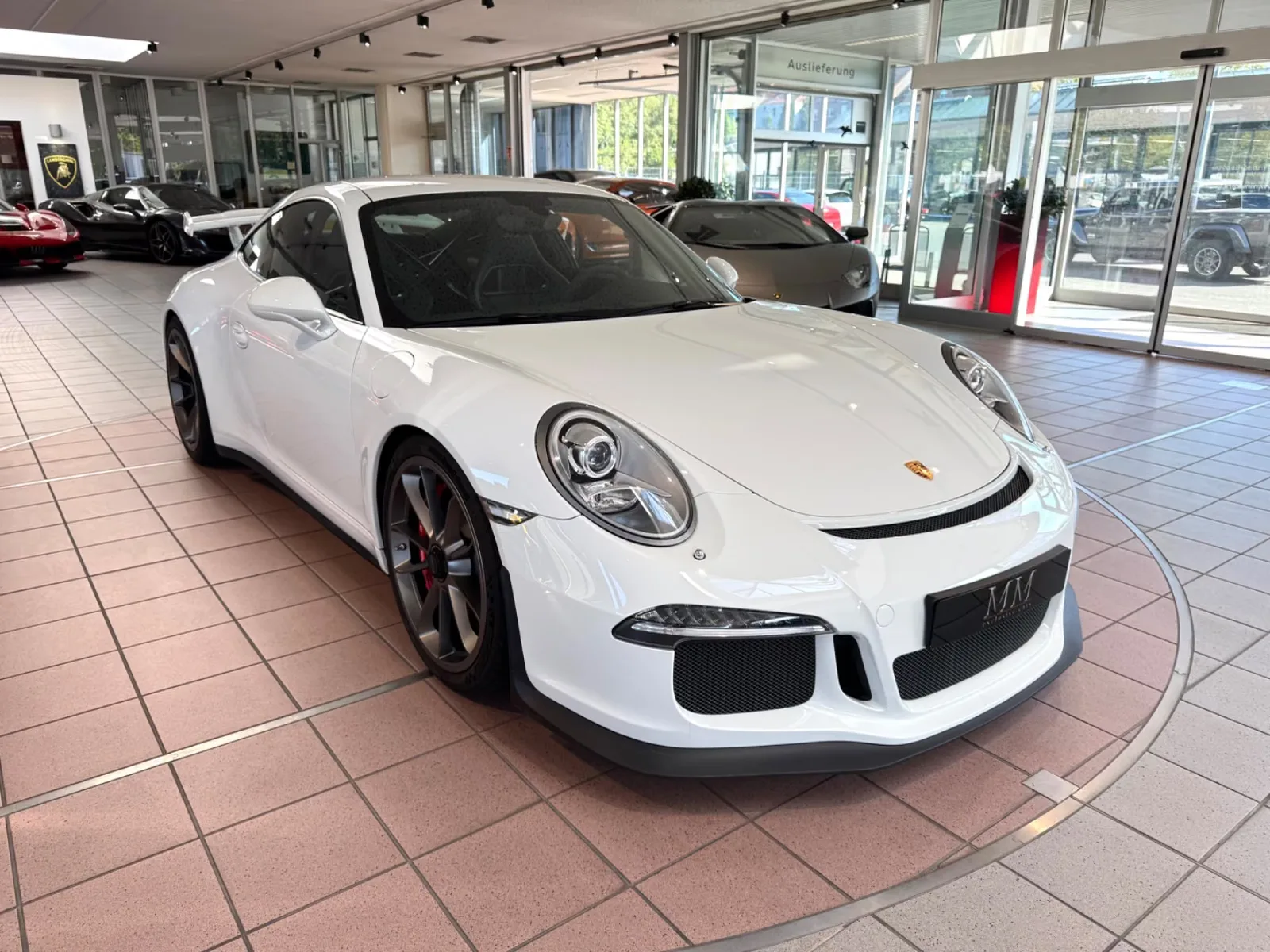 2018 Porsche 911 GT3 offered by a specialist dealer in Hannover, Germany, main photo