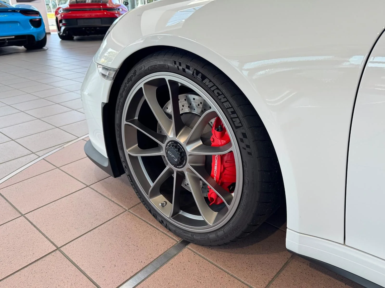 2018 Porsche 911 GT3, 15/27
