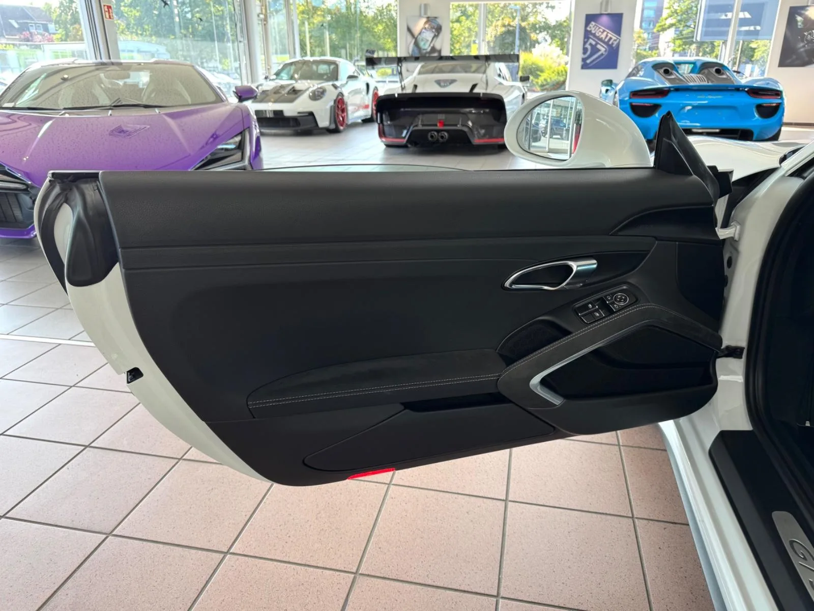 2018 Porsche 911 GT3, 16/27