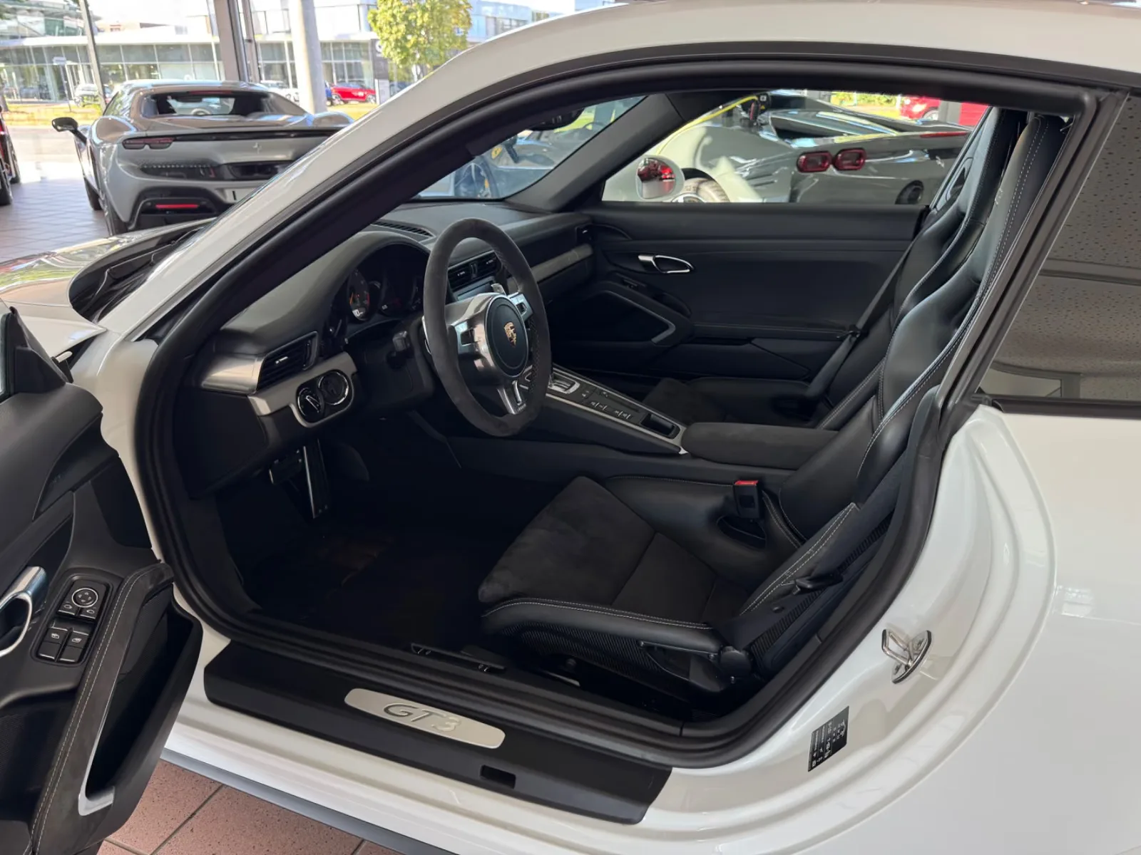 2018 Porsche 911 GT3, 17/27