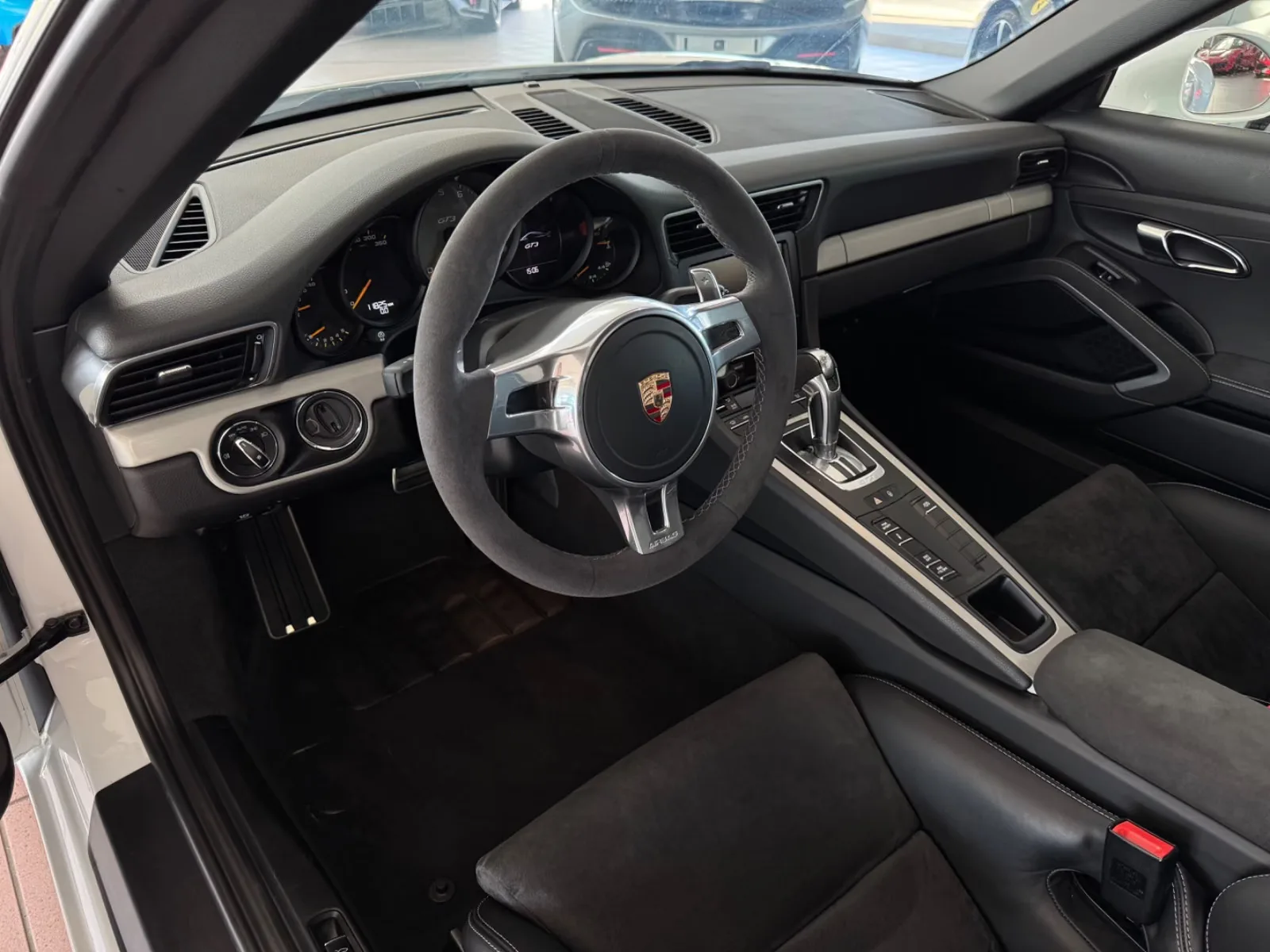 2018 Porsche 911 GT3, 18/27