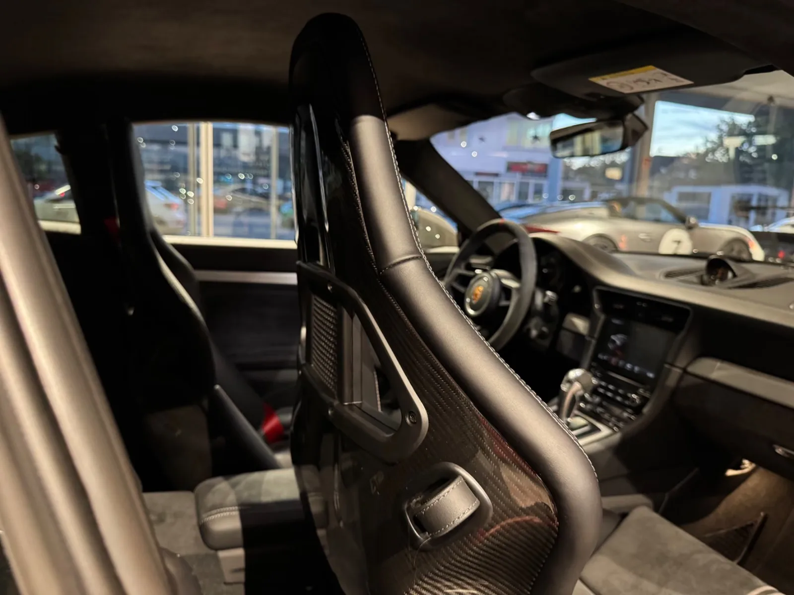 2018 Porsche 911 GT3, 24/27