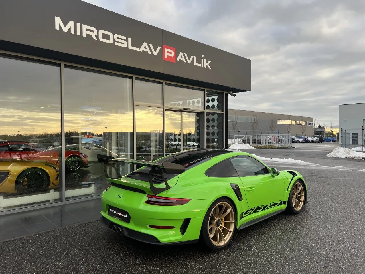 2018 Porsche 911 GT3 RS Weissach package, without particulate filter offered by a specialist dealer in Písek, Czechia, photo 2 of 12