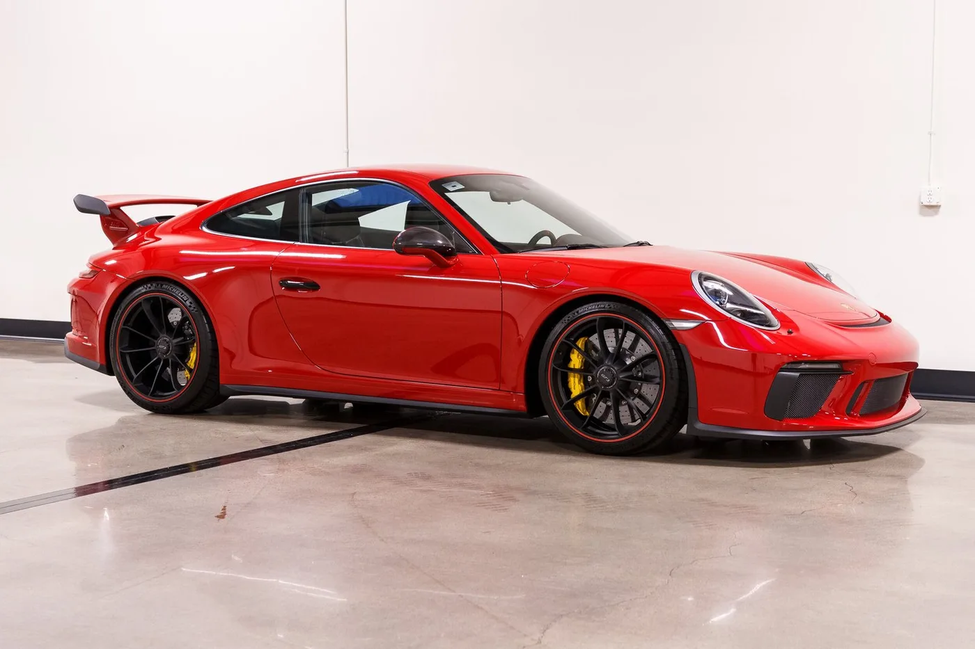 2018 Porsche 911 GT3 vendue par un concessionnaire spécialisé à Costa Mesa, États-Unis, photo 8 sur 15
