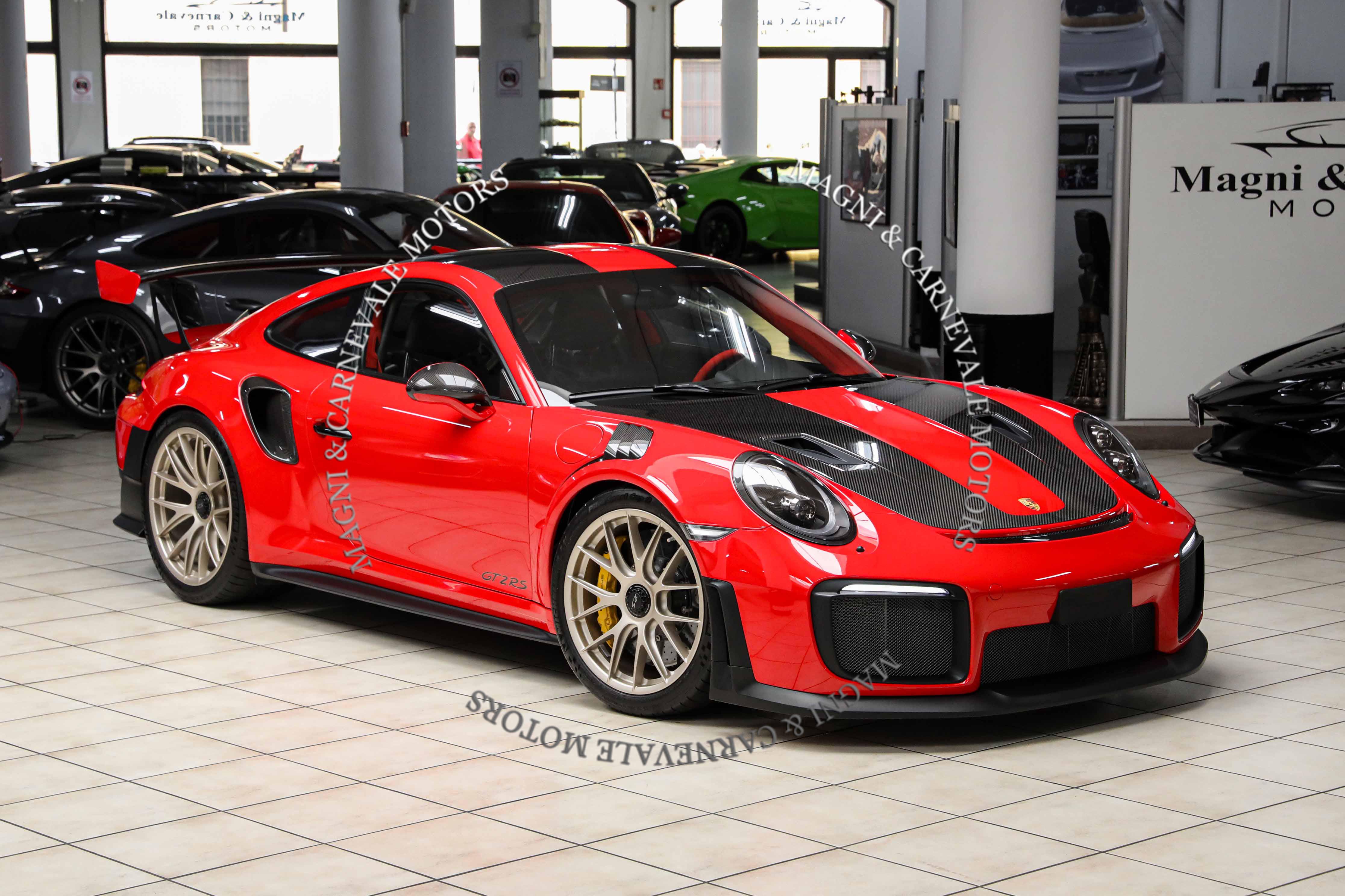 2018 Porsche 911 GT2 RS Weissach package offered by a specialist dealer in Milan, Italy, photo 5 of 20