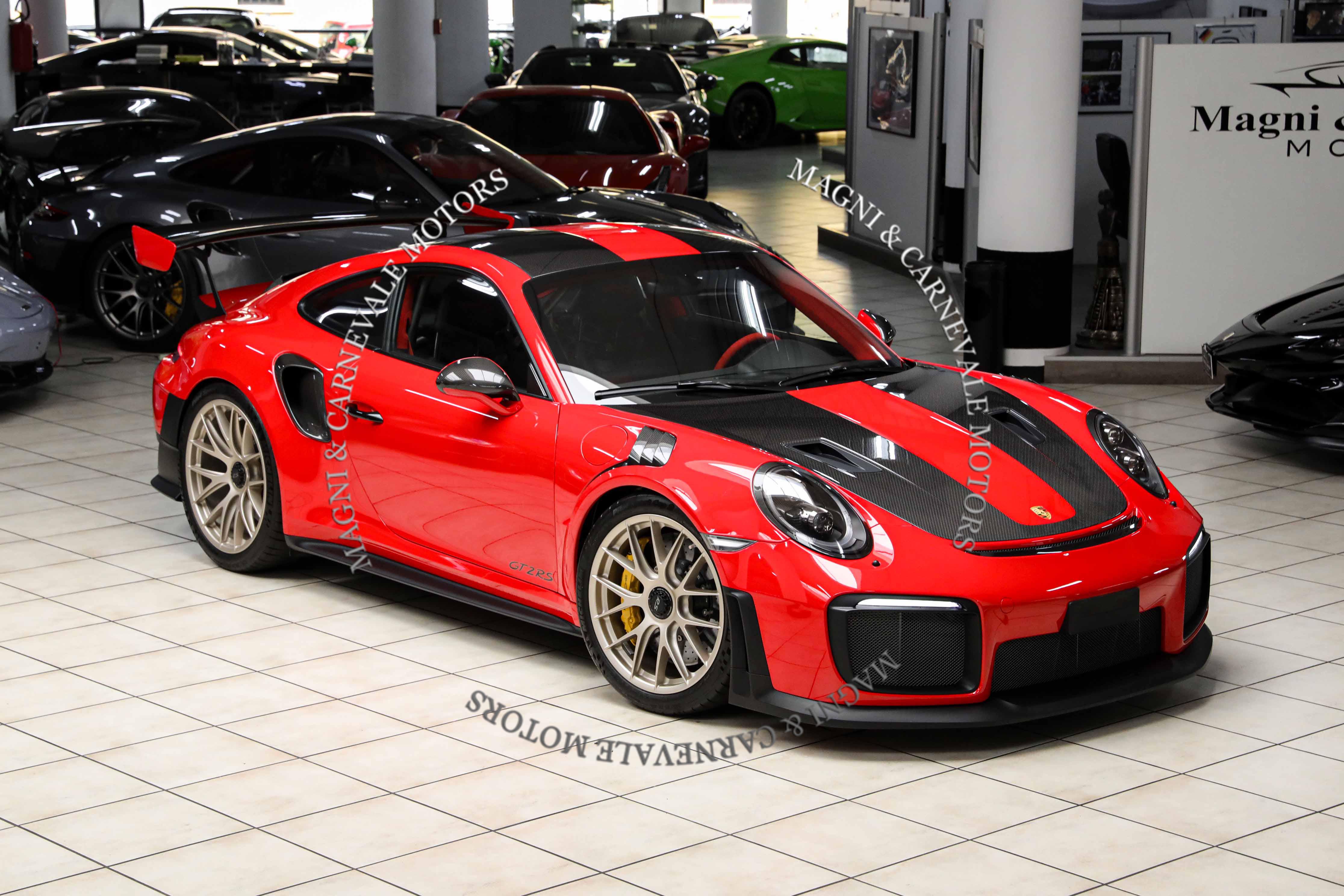 2018 Porsche 911 GT2 RS Weissach package offered by a specialist dealer in Milan, Italy, photo 6 of 20
