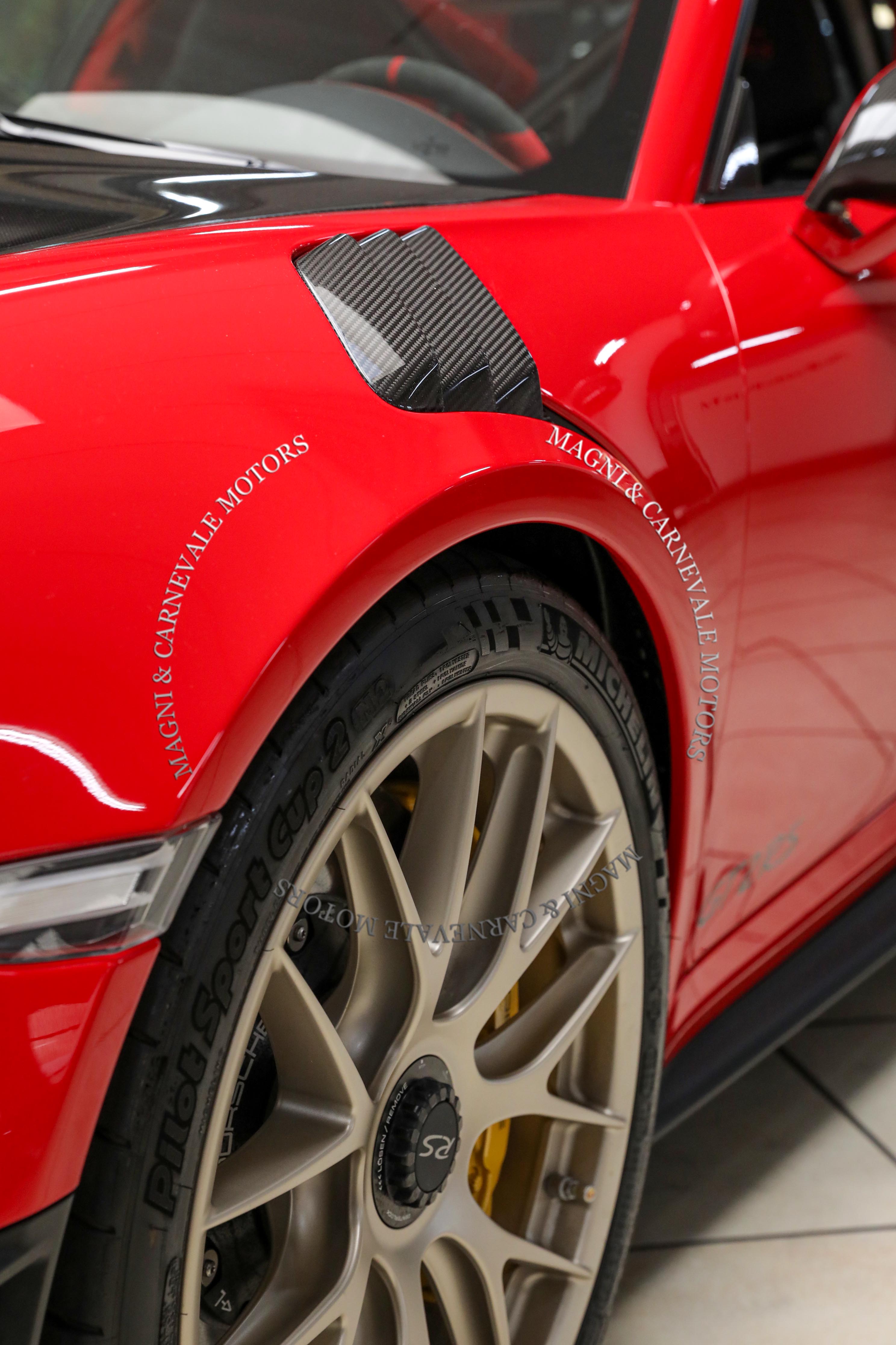 2018 Porsche 911 GT2 RS Weissach package offered by a specialist dealer in Milan, Italy, photo 19 of 20