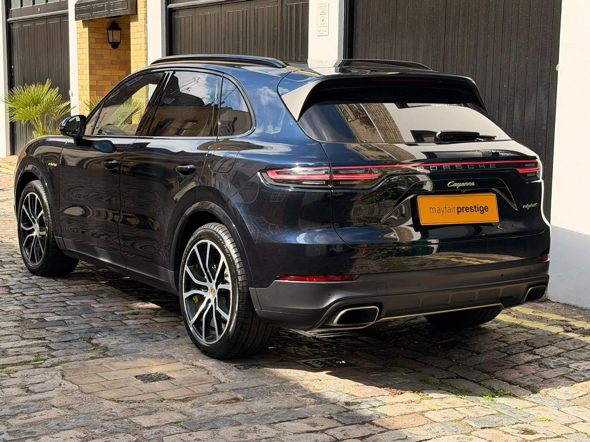 2018 Porsche Cayenne E-Hybrid, 11/30