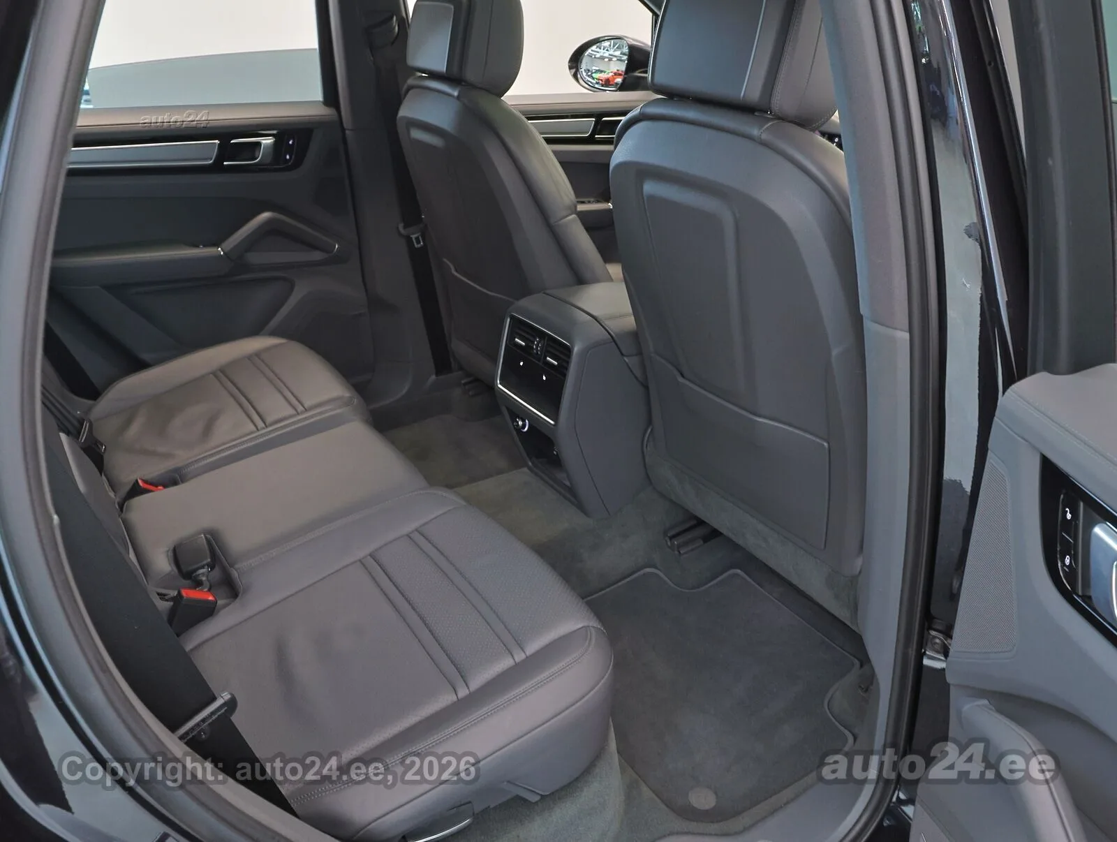 2018 Porsche Cayenne S, 17/19