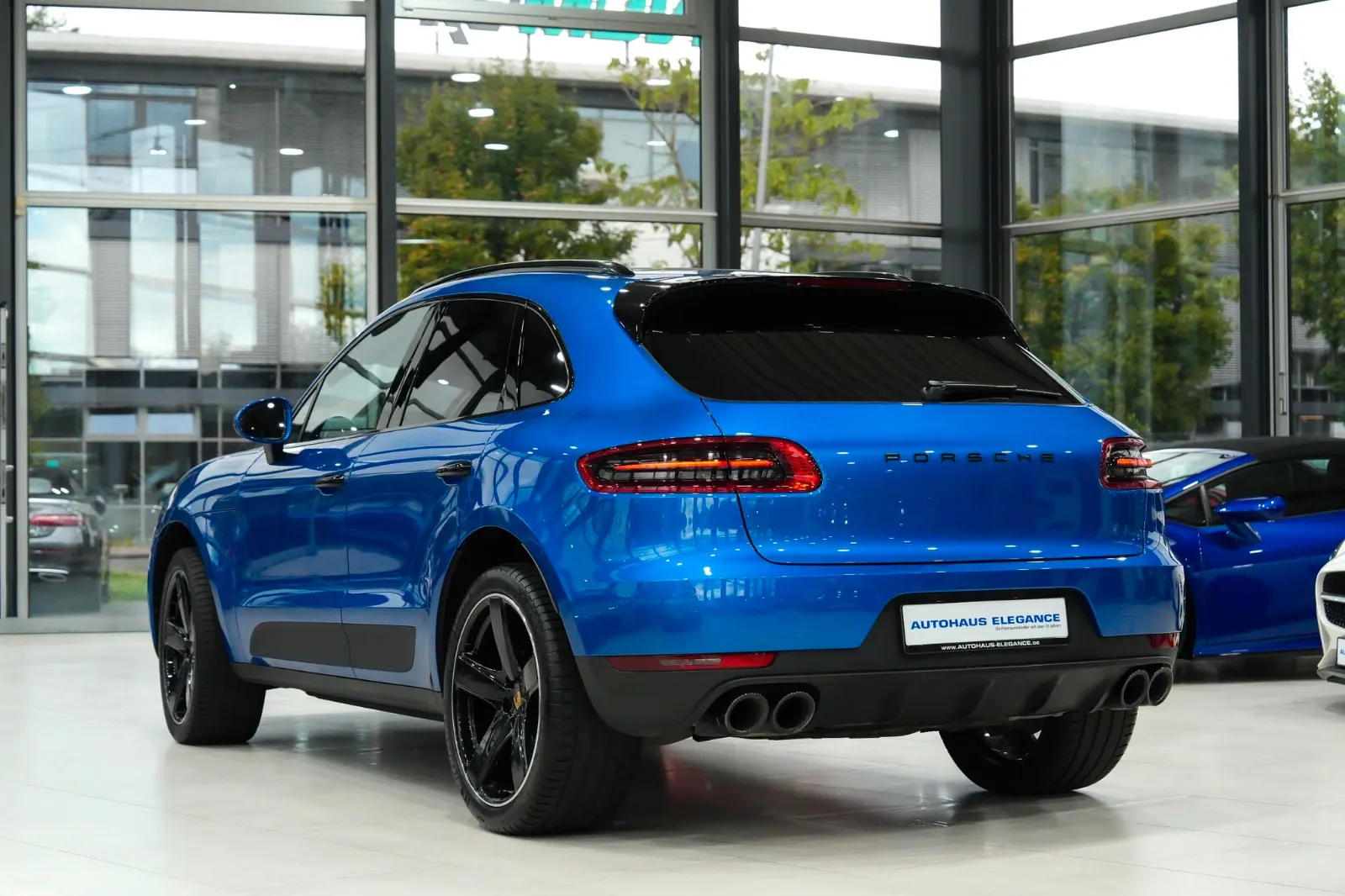 2018 Porsche Macan, 8/30