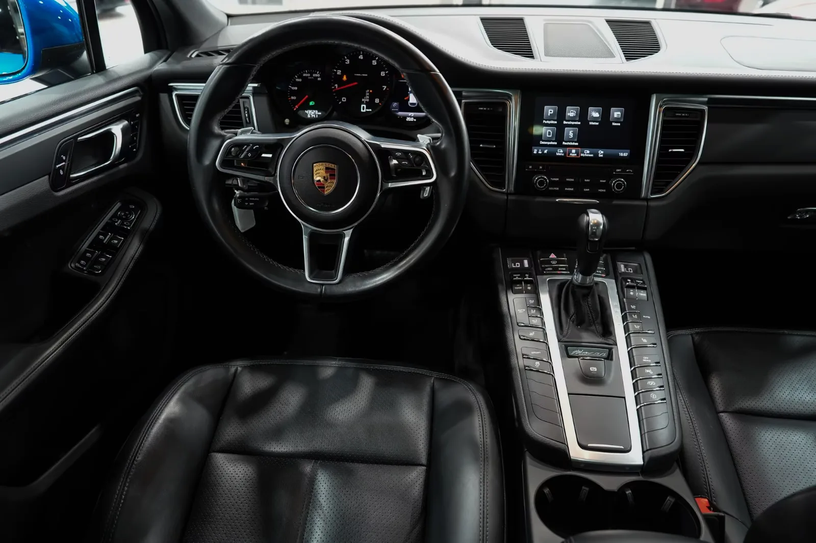 2018 Porsche Macan, 15/30