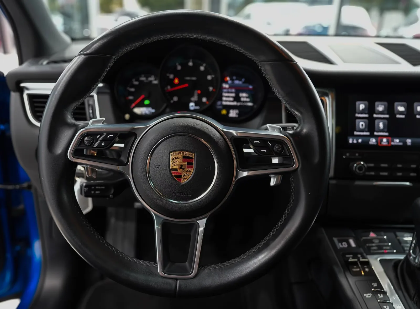 2018 Porsche Macan, 16/30