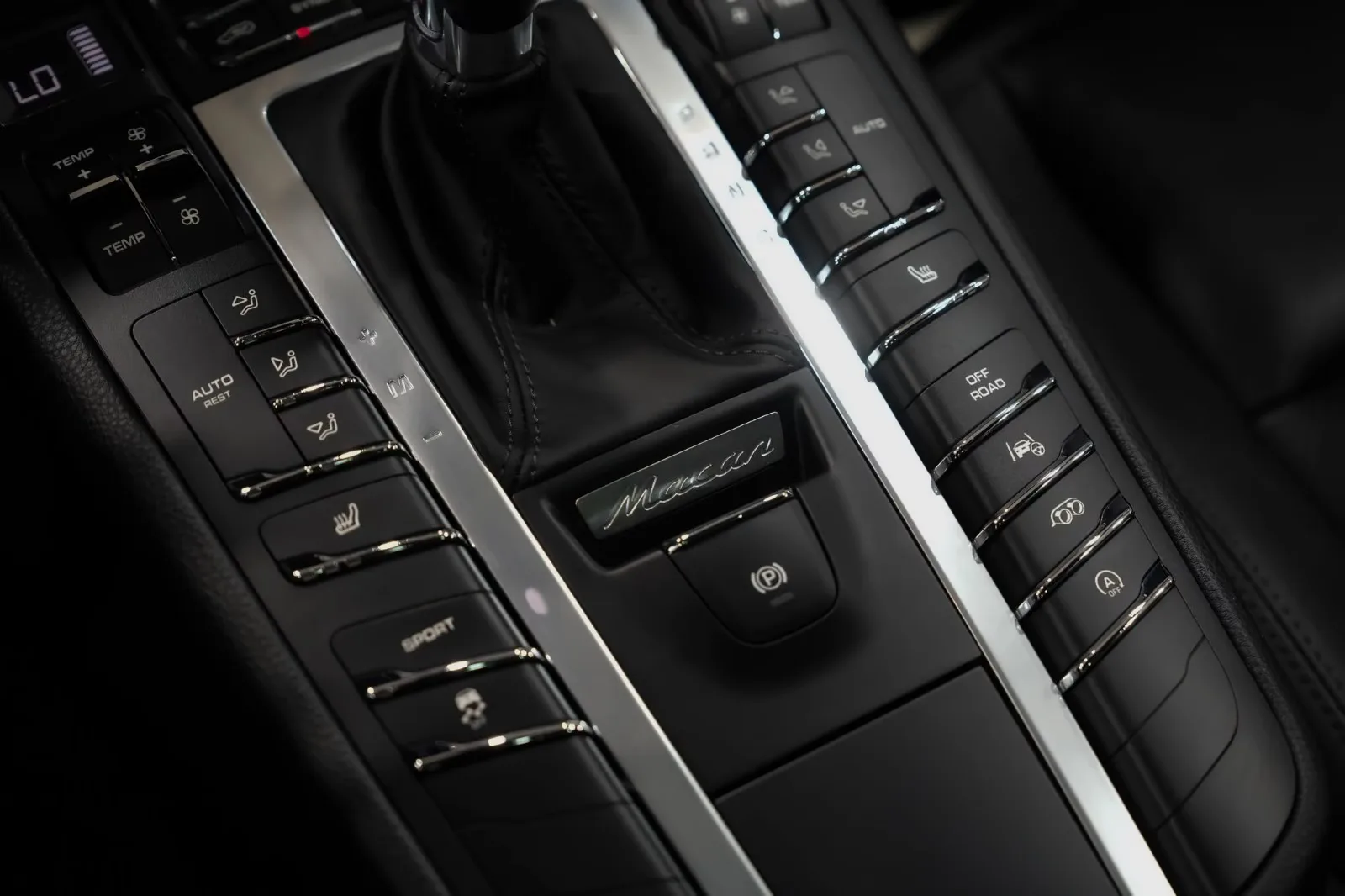 2018 Porsche Macan, 26/30