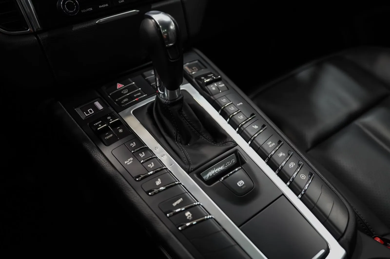 2018 Porsche Macan, 27/30