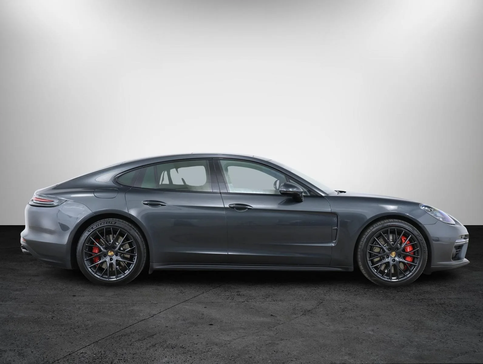 2018 Porsche Panamera Turbo, 8/21