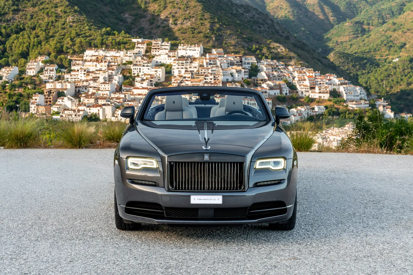 2018 Rolls-Royce Dawn Black Badge offered by a specialist dealer in Hook Norton, United Kingdom, photo 13 of 15