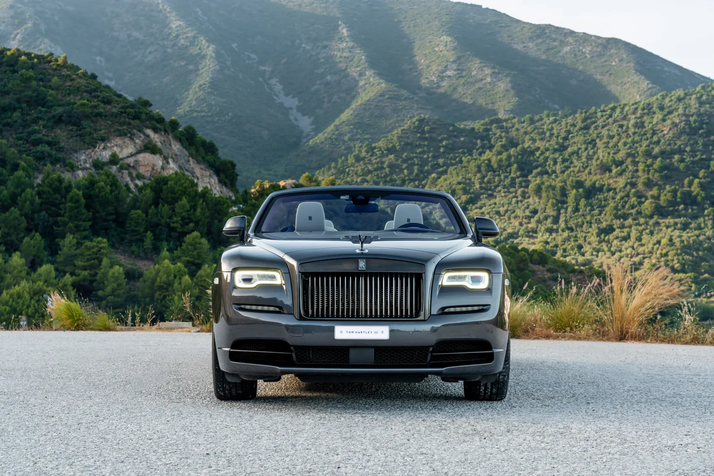 2018 Rolls-Royce Dawn Black Badge offered by a specialist dealer in Hook Norton, United Kingdom, photo 15 of 15