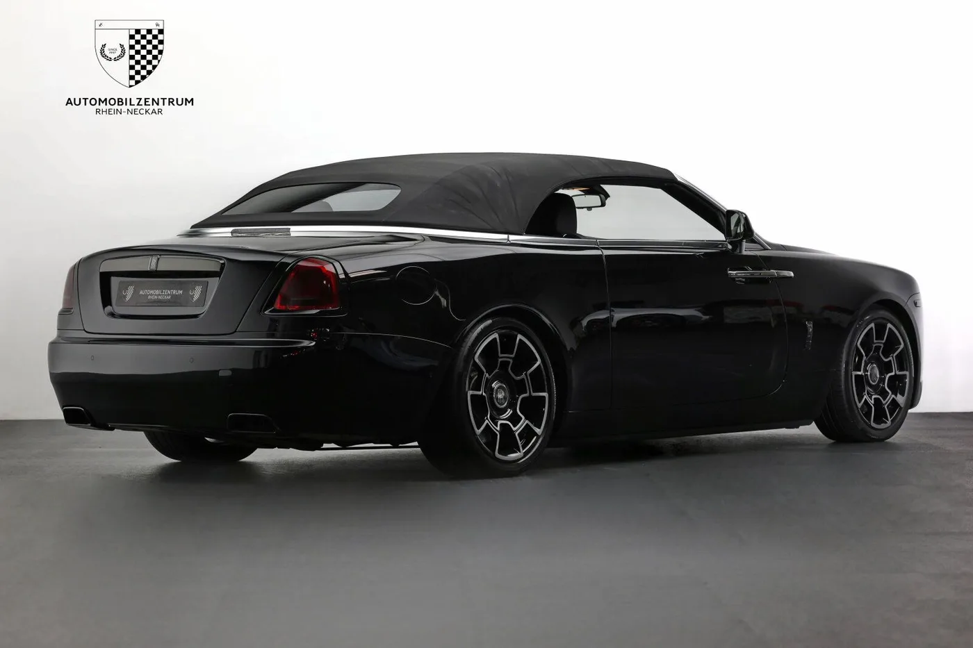 2018 Rolls-Royce Dawn Black Badge angeboten von einem Supersportwagenhändler in Viernheim, Deutschland, Foto 7 von 25