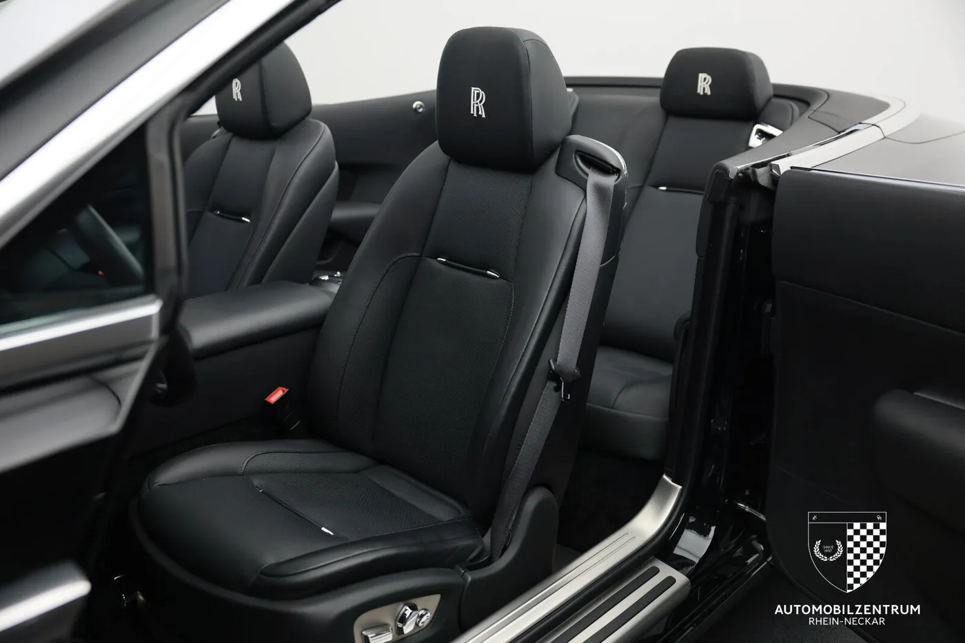 2018 Rolls-Royce Dawn Black Badge angeboten von einem Supersportwagenhändler in Viernheim, Deutschland, Foto 13 von 25