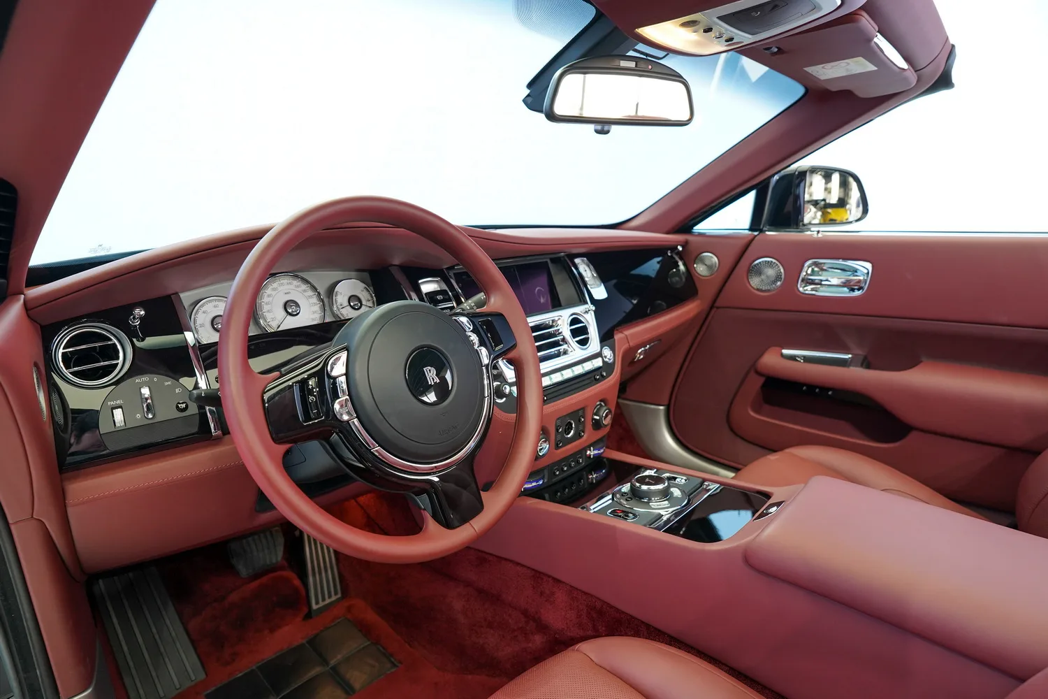 2018 Rolls-Royce Dawn, 2/11