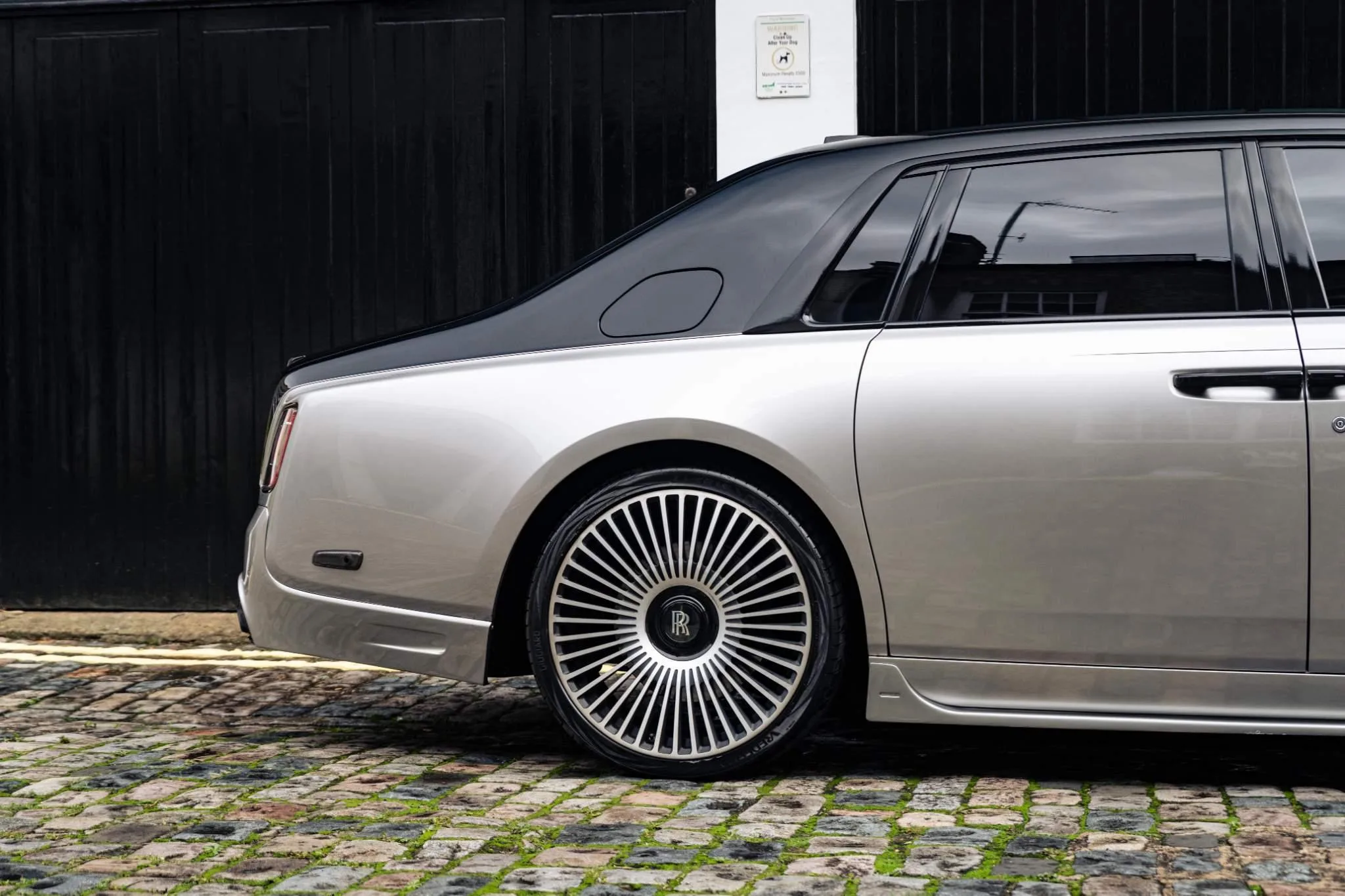 2018 Rolls-Royce Phantom VIII Revere, 4/30