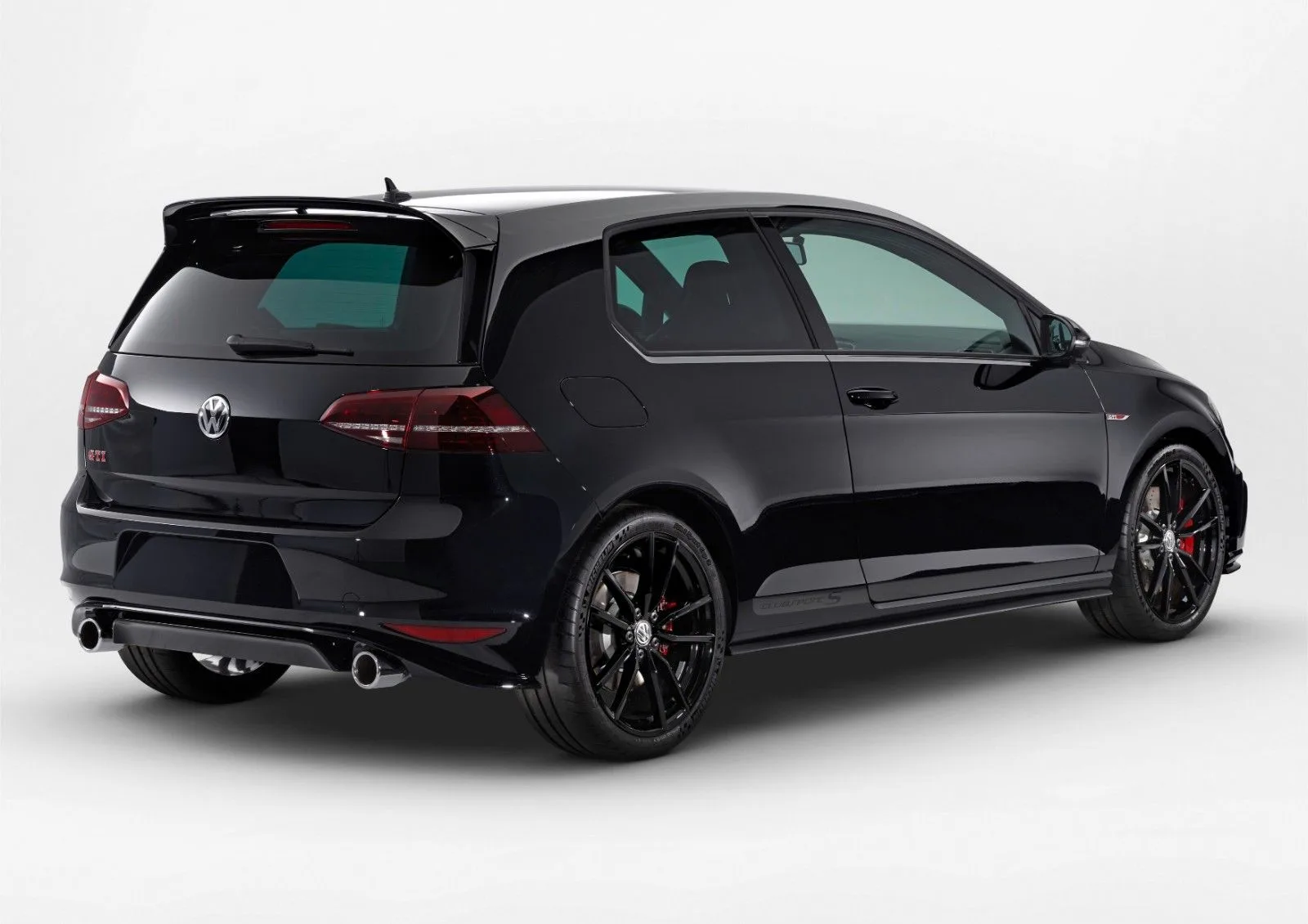 2018 Volkswagen Golf GTI Clubsport S, 2/6