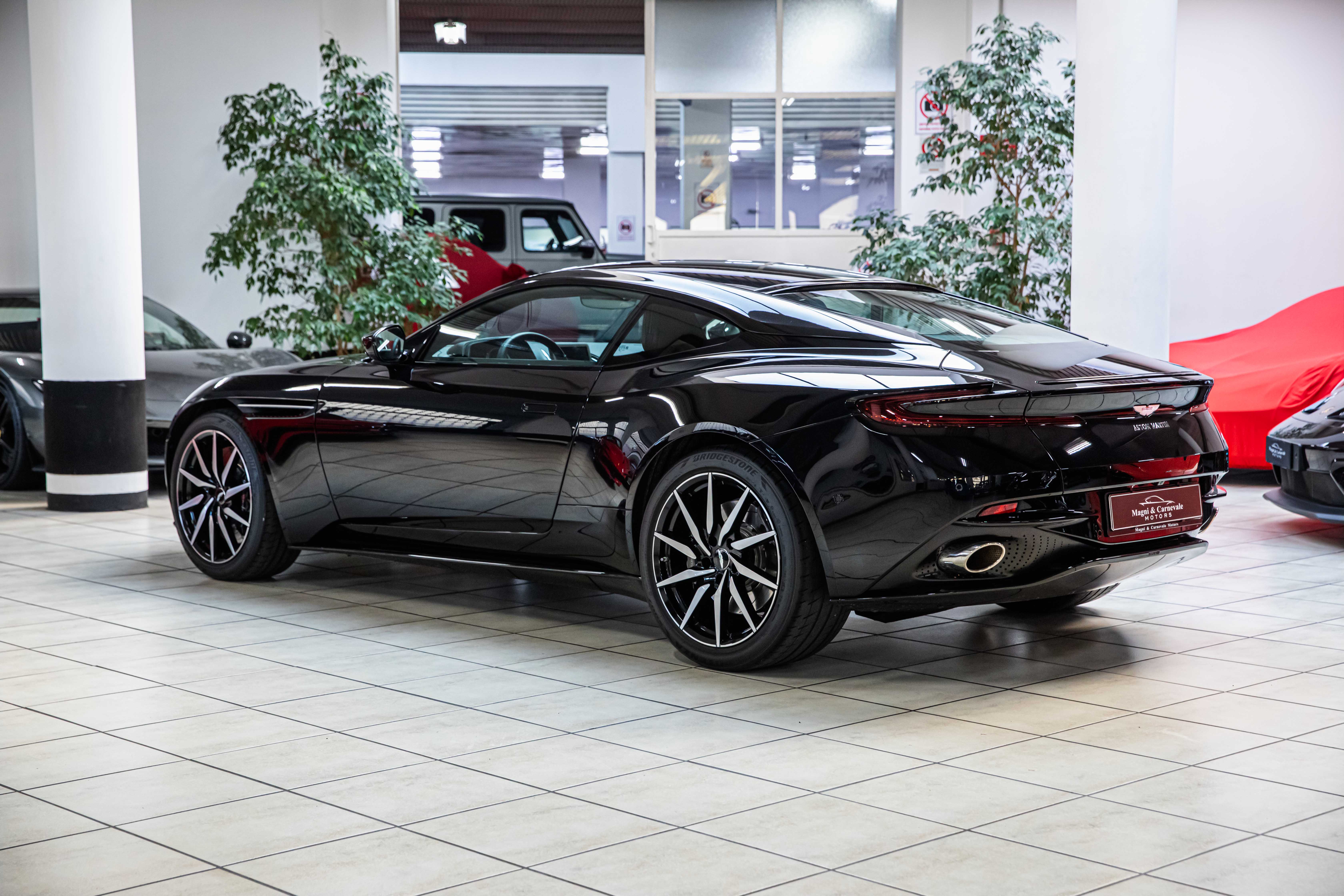 2019 Aston Martin DB11 offered by a specialist dealer in Milan, Italy, photo 6 of 20