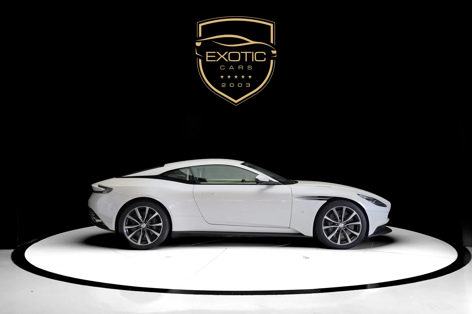 2019 Aston Martin DB11 V12, 4/18