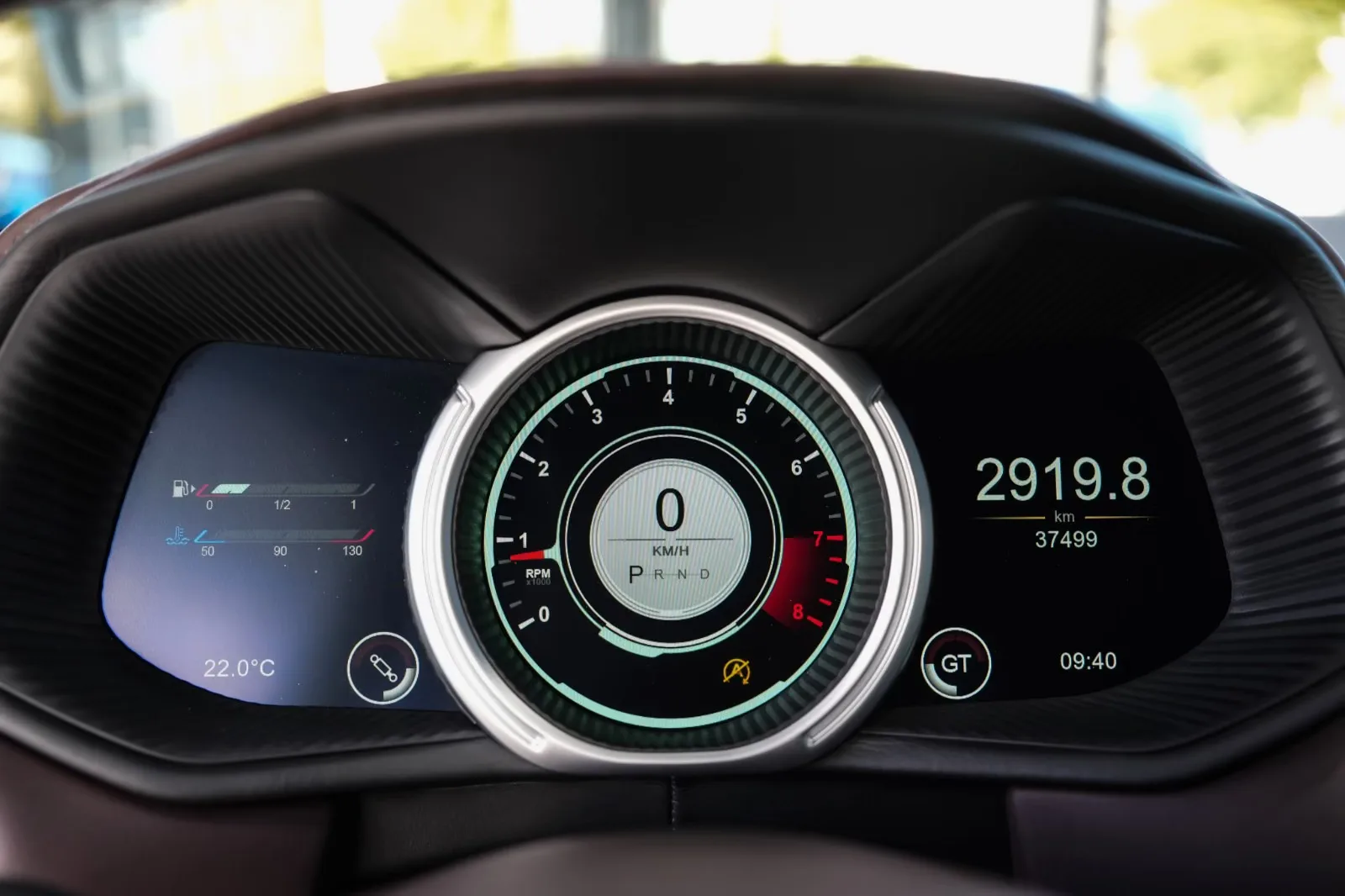 2019 Aston Martin DB11 V8, 23/30