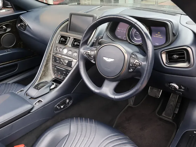 2019 Aston Martin DB11 Volante, 3/30