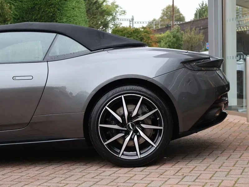 2019 Aston Martin DB11 Volante, 18/30