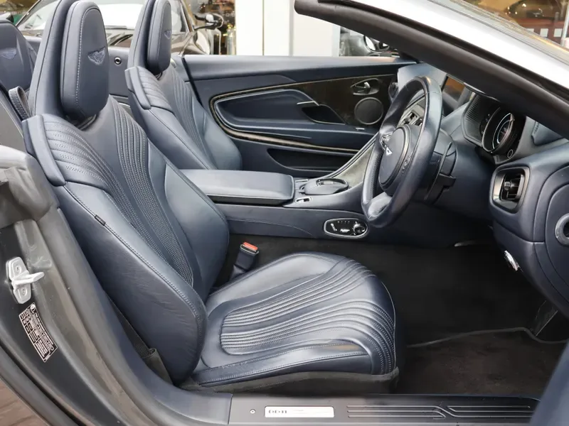 2019 Aston Martin DB11 Volante, 20/30