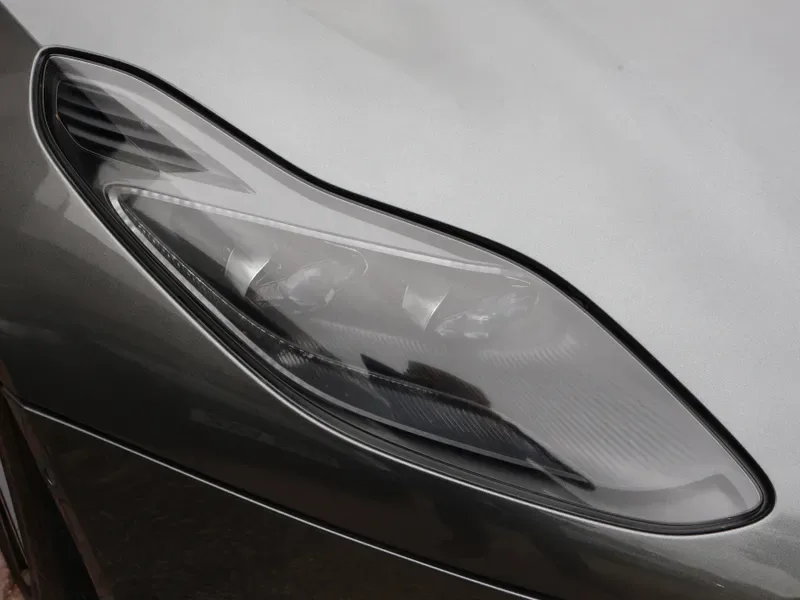 2019 Aston Martin DB11 Volante, 21/30