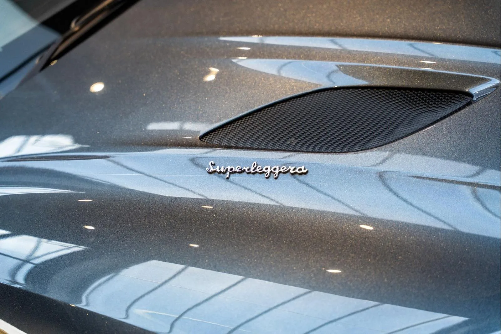 2019 Aston Martin DBS Superleggera, 16/30