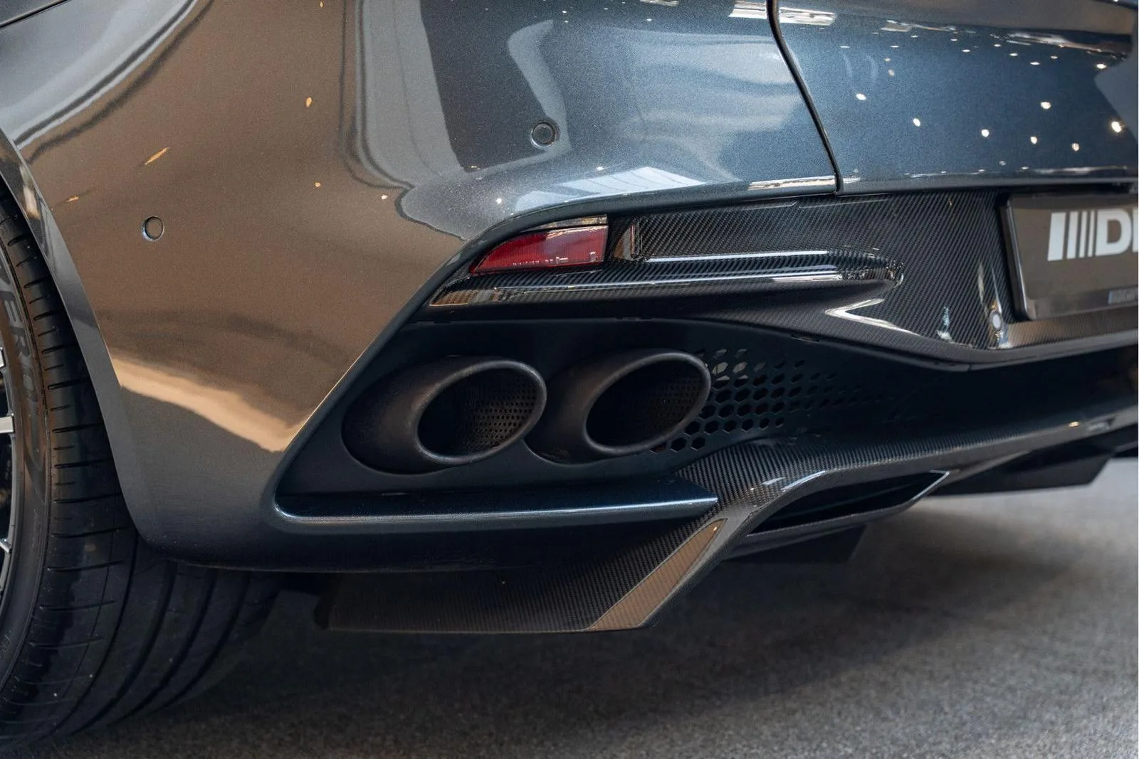 2019 Aston Martin DBS Superleggera, 23/30