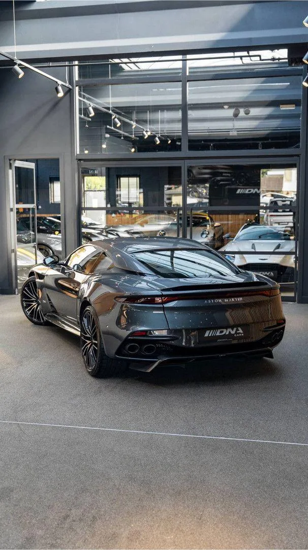 2019 Aston Martin DBS Superleggera, 29/30