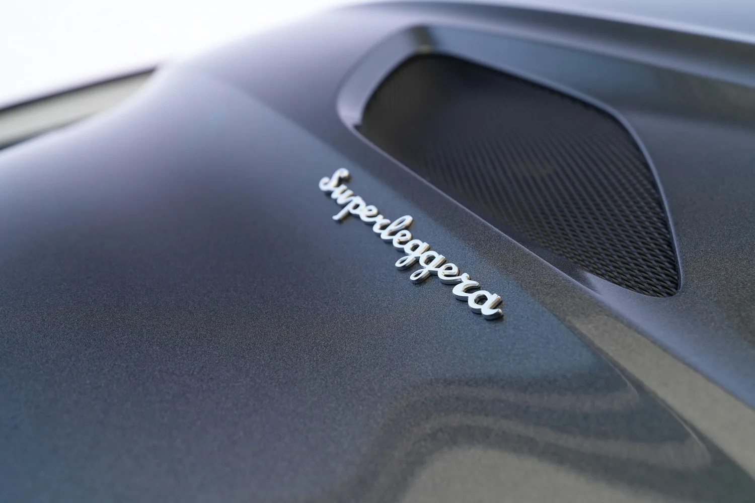 2019 Aston Martin DBS Superleggera, 4/18