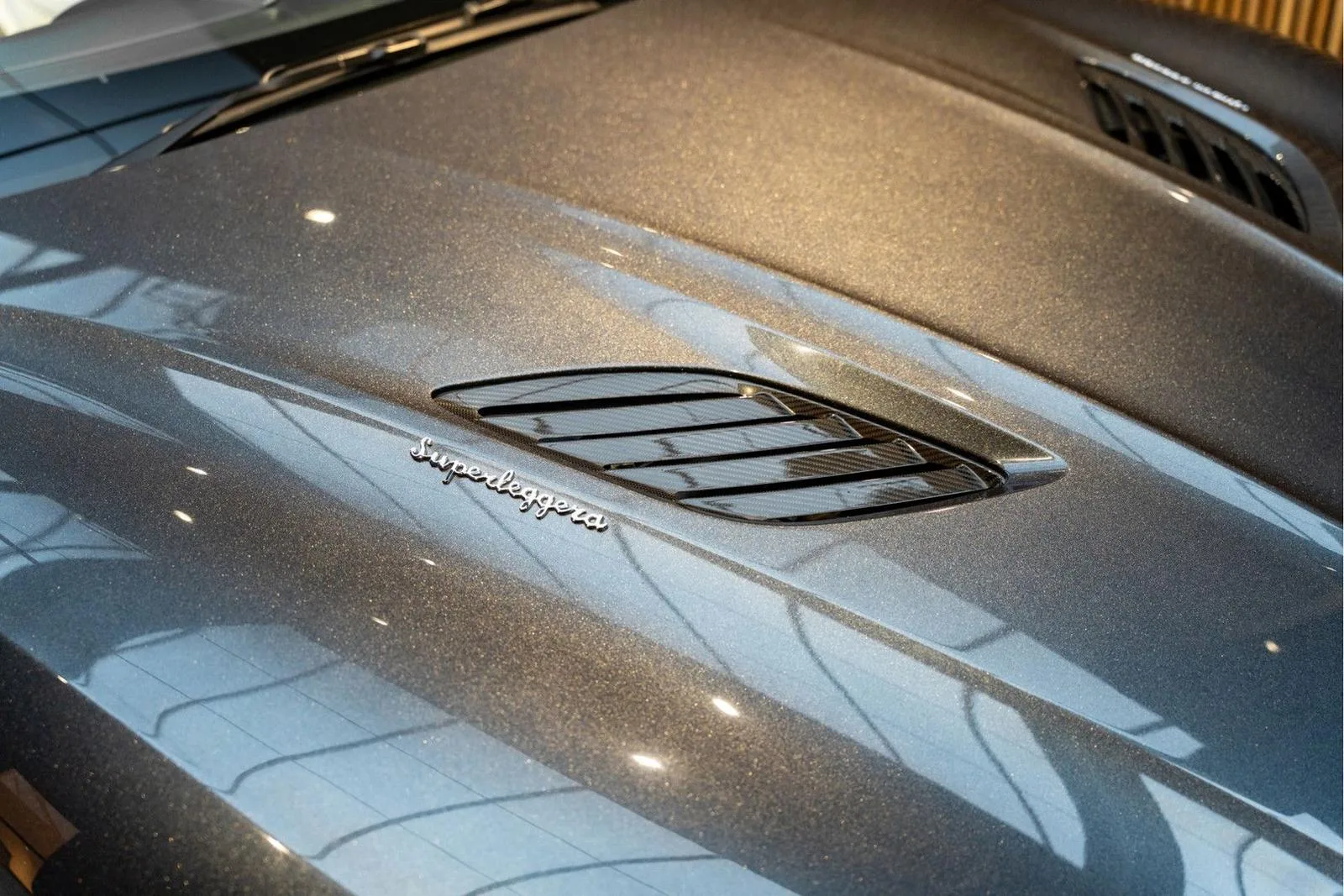 2019 Aston Martin DBS Superleggera Volante, 18/30