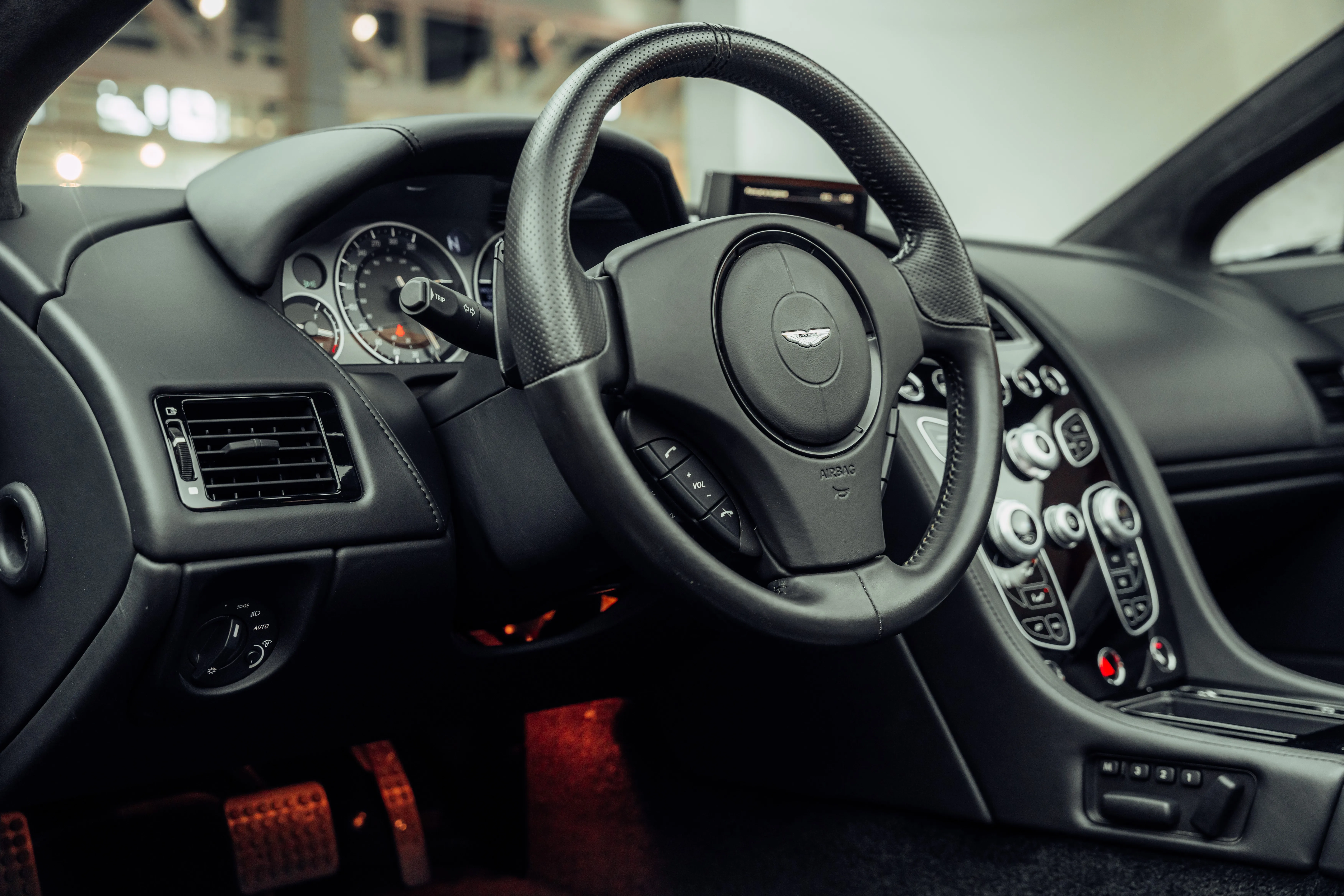 2019 Aston Martin V12 Vantage S Roadster, 11/30