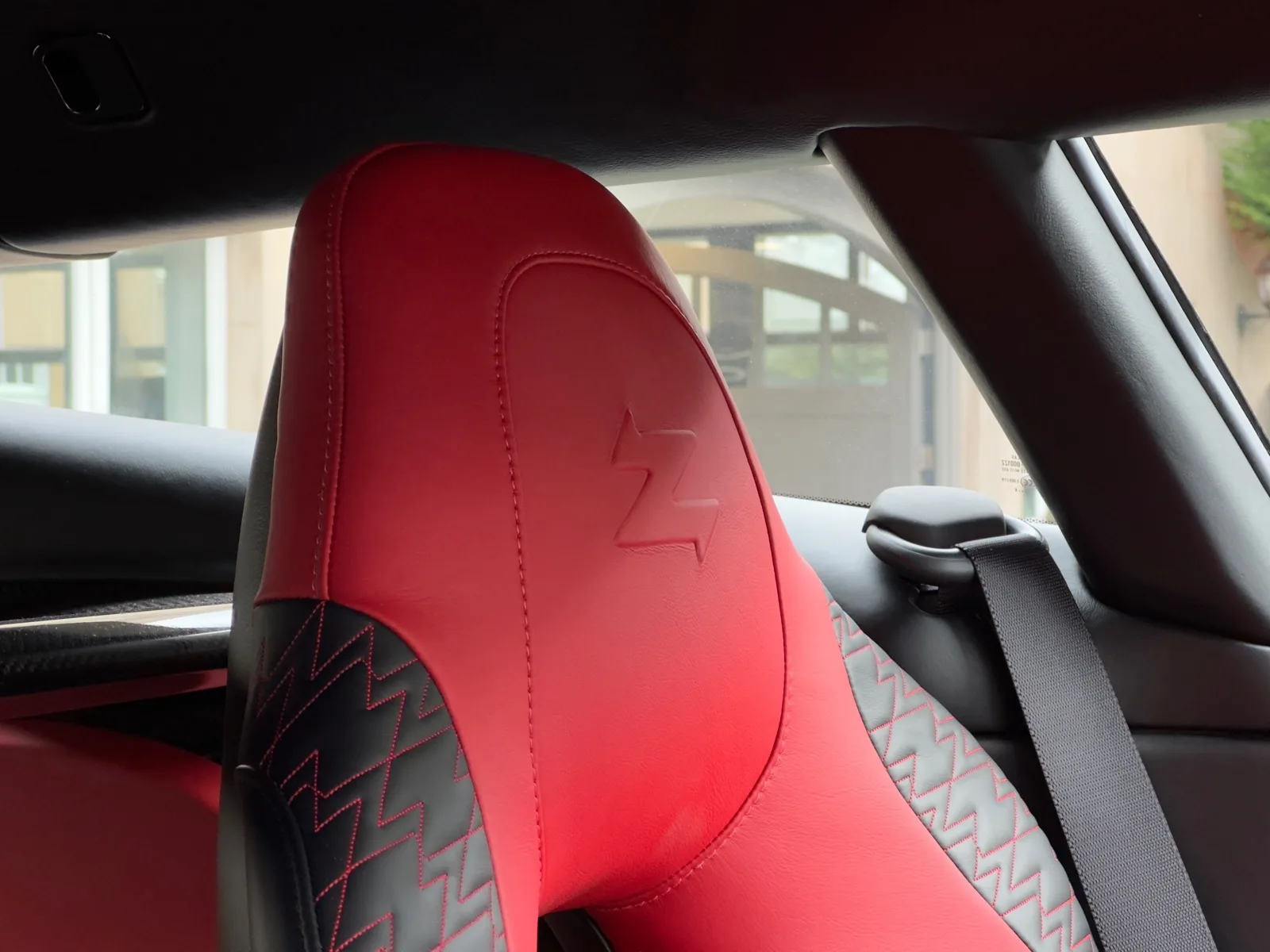 2019 Aston Martin Vanquish Zagato Shooting Brake, 16/30