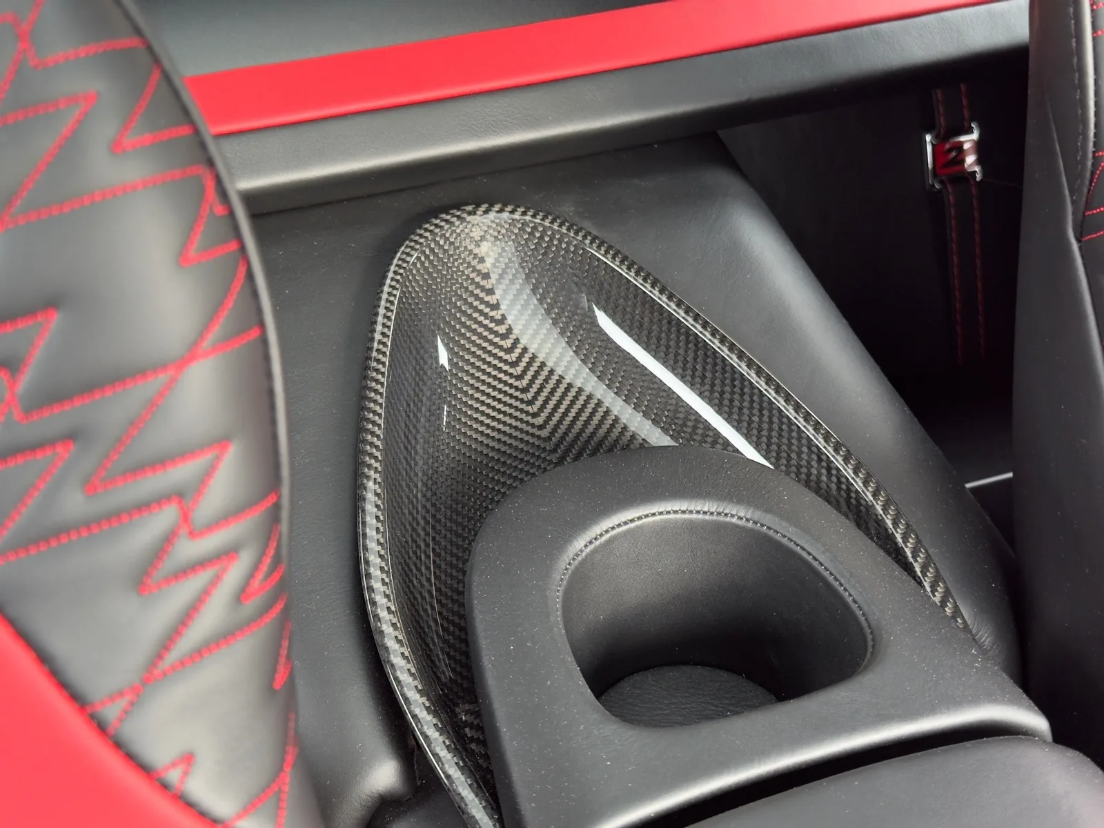 2019 Aston Martin Vanquish Zagato Shooting Brake, 24/30