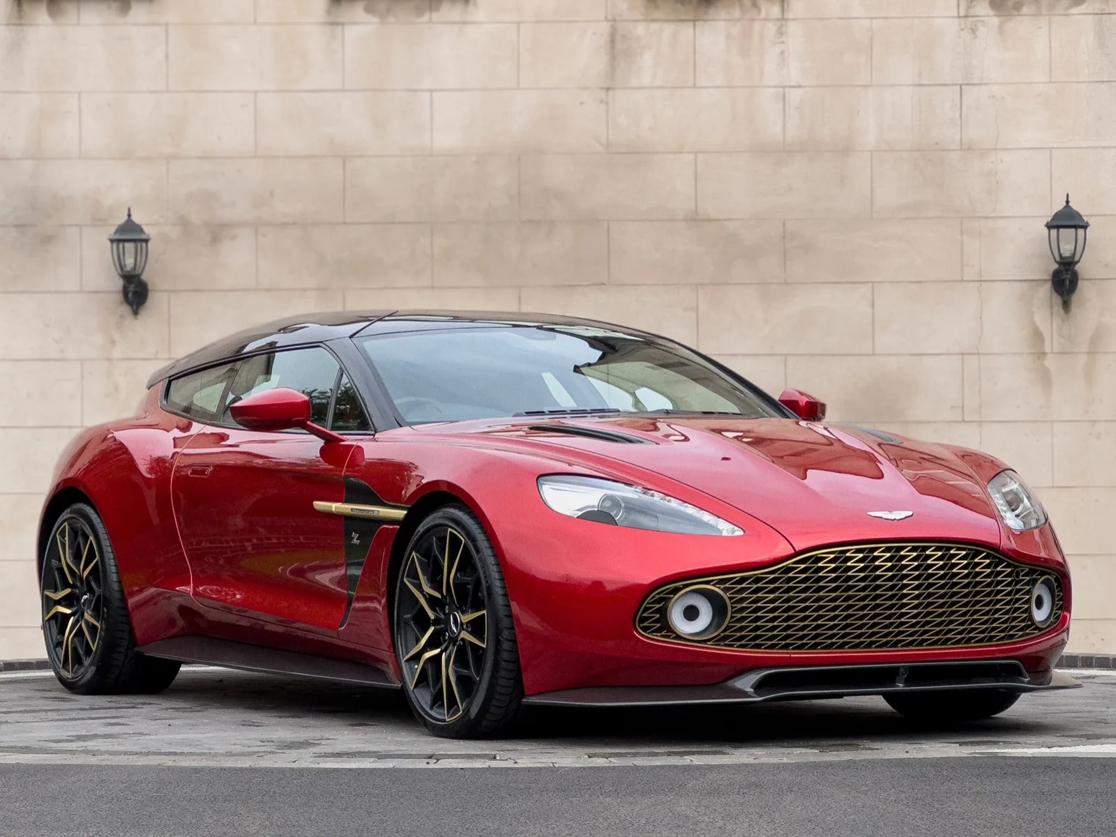 2019 Aston Martin Vanquish Zagato Shooting Brake angeboten von einem Fachhändler in Tollerton, Vereinigtes Königreich, Hauptfoto