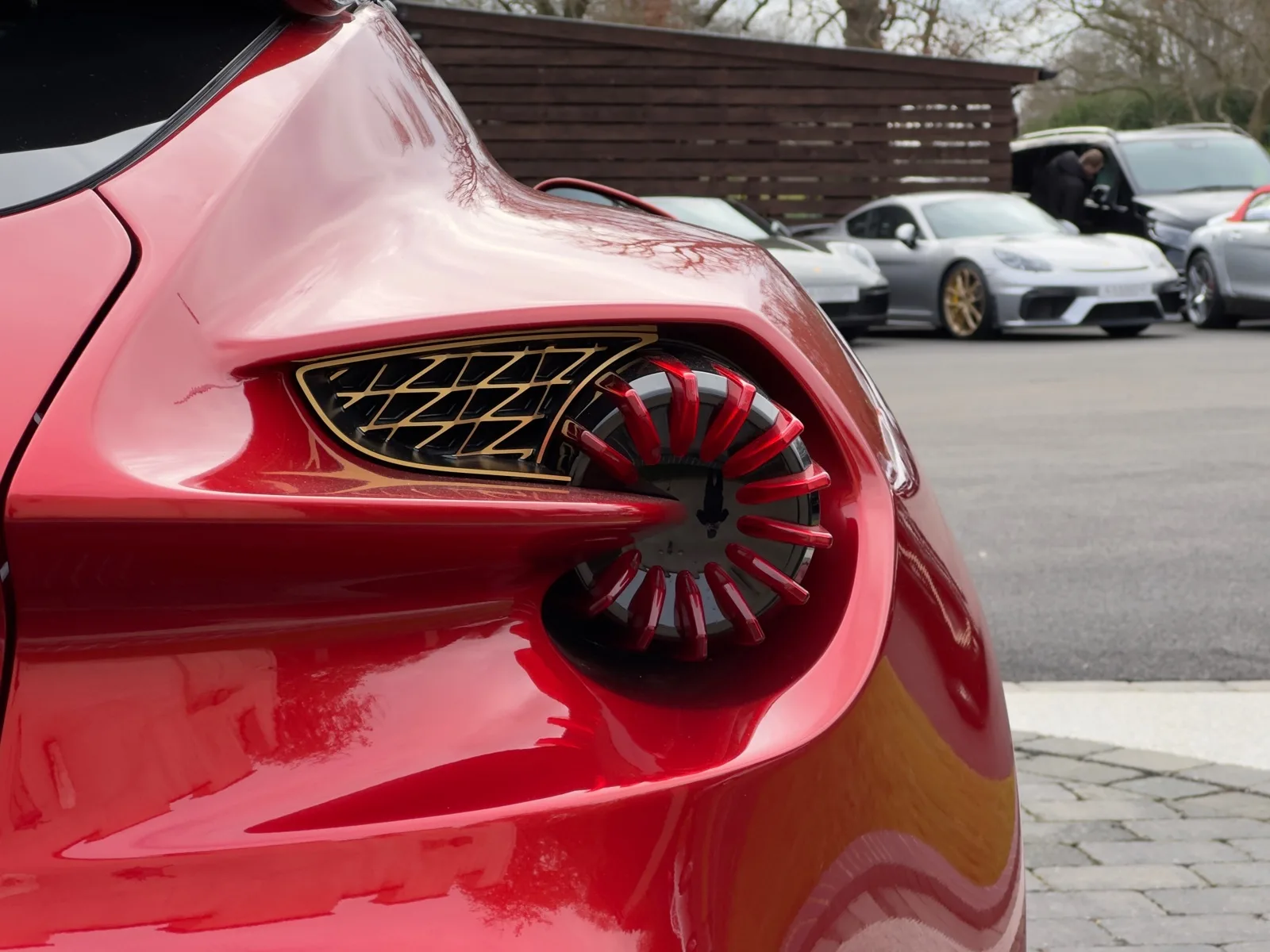 2019 Aston Martin Vanquish Zagato Shooting Brake, 27/30