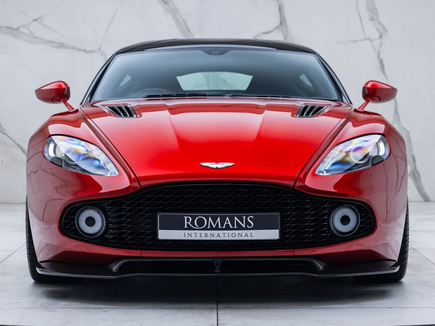2019 Aston Martin Vanquish Zagato Shooting Brake, 2/30
