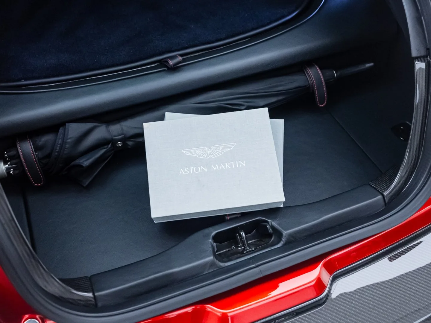 2019 Aston Martin Vanquish Zagato Shooting Brake, 7/30