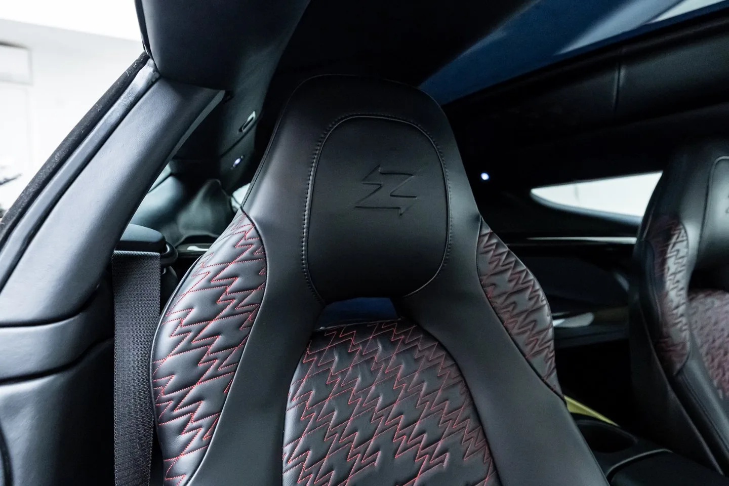 2019 Aston Martin Vanquish Zagato Shooting Brake, 9/30