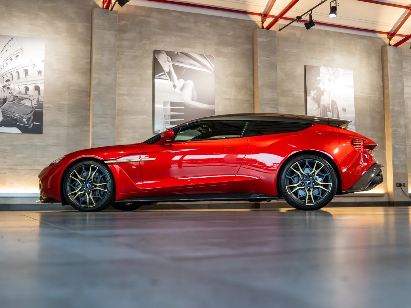 2019 Aston Martin Vanquish Zagato Shooting Brake, 15/30