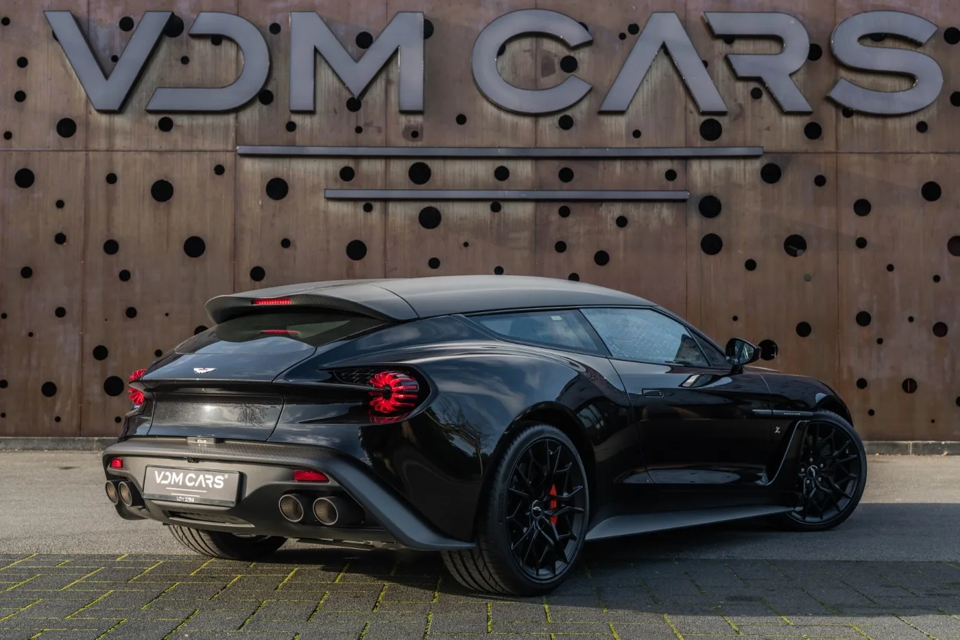 2019 Aston Martin Vanquish Zagato Shooting Brake offered by a supercar dealer in Gronau, Germany, photo 4 of 25