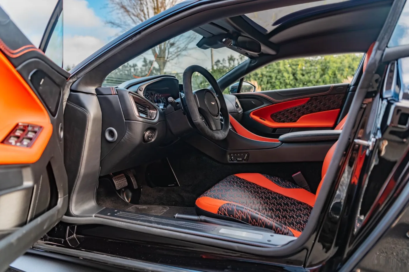 2019 Aston Martin Vanquish Zagato Shooting Brake offered by a supercar dealer in Gronau, Germany, photo 16 of 25