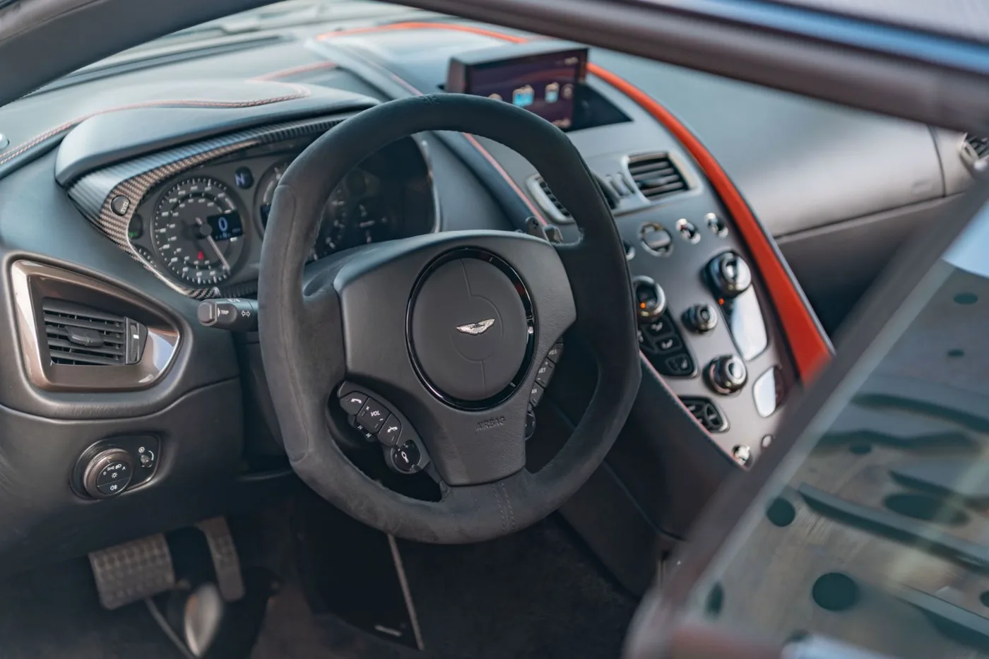 2019 Aston Martin Vanquish Zagato Shooting Brake offered by a supercar dealer in Gronau, Germany, photo 21 of 25